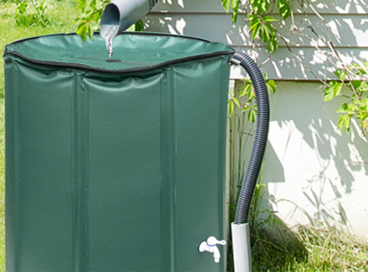 Collapsible rain barrel12