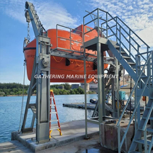 SOLAS Life Boats Totally Enclosed Lifeboat with Gravity Type Davit