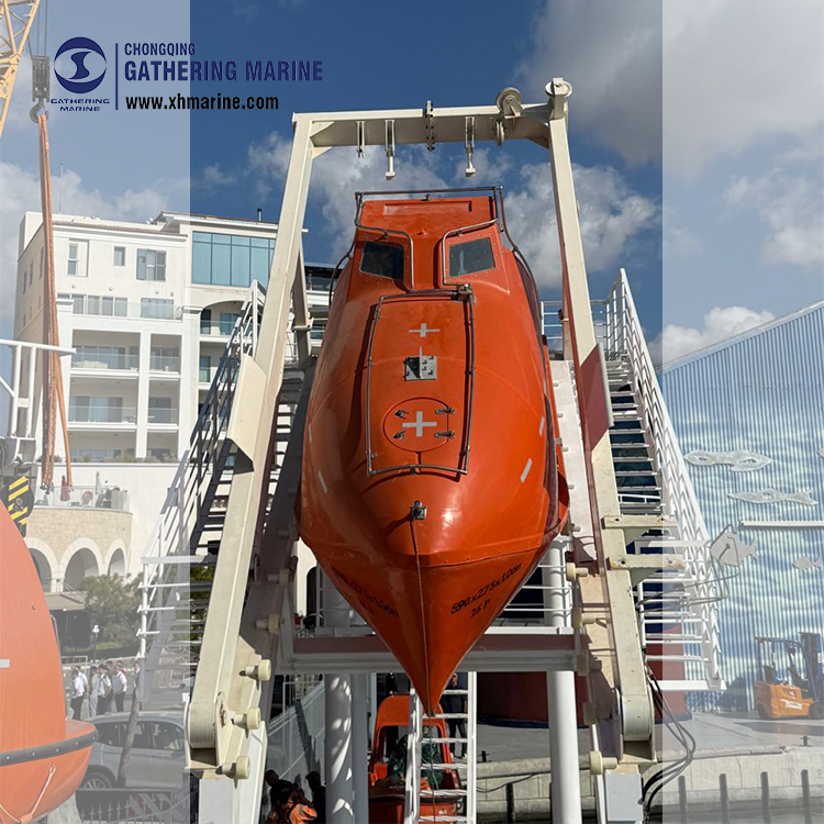 free fall davit8.jpg