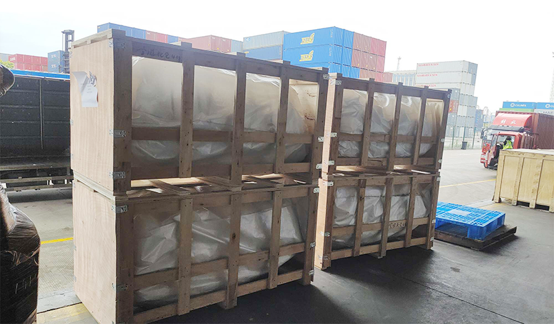 Life raft shipment pictures 1