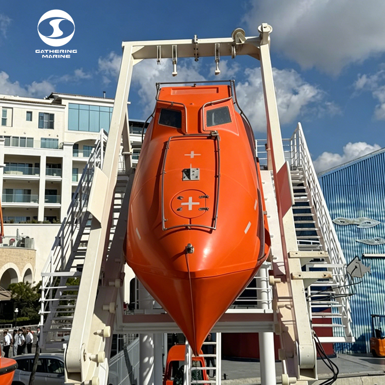 free fall lifeboat